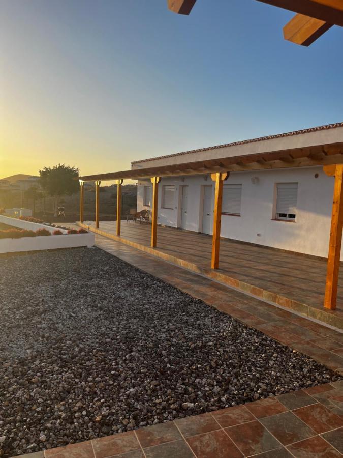 2 Bedroom Apartments Los Cristianos Beach Tenerife Tamaragua Арона Екстериор снимка