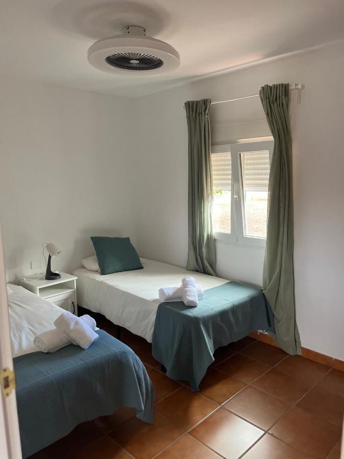 2 Bedroom Apartments Los Cristianos Beach Tenerife Tamaragua Арона Екстериор снимка