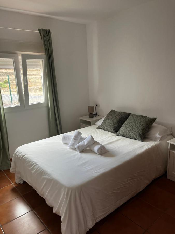 2 Bedroom Apartments Los Cristianos Beach Tenerife Tamaragua Арона Екстериор снимка