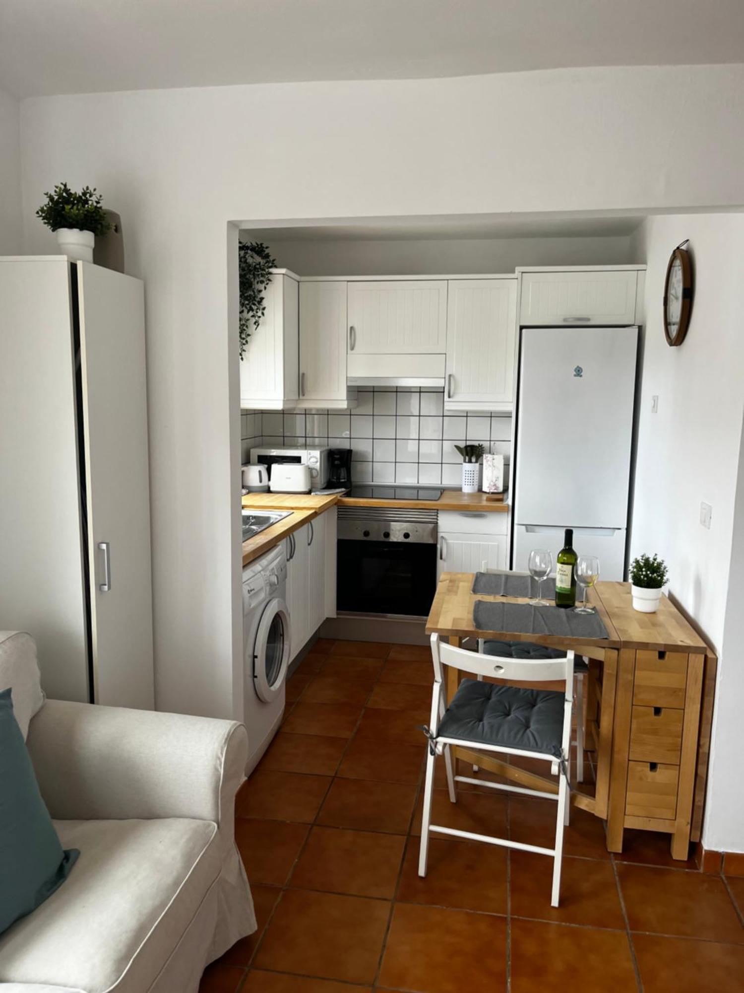 2 Bedroom Apartments Los Cristianos Beach Tenerife Tamaragua Арона Екстериор снимка